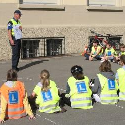 Image - A-velo-avec-la-police.jpg